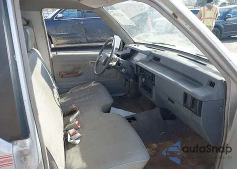 1987 Dodge Ram 50 z USA, uszkodzony, nr VIN JB7FL24D7HP001546